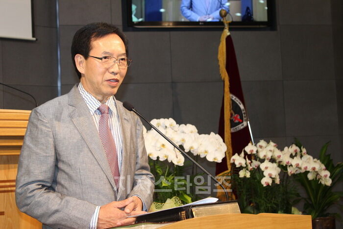 총회장 김진수 목사01.jpg