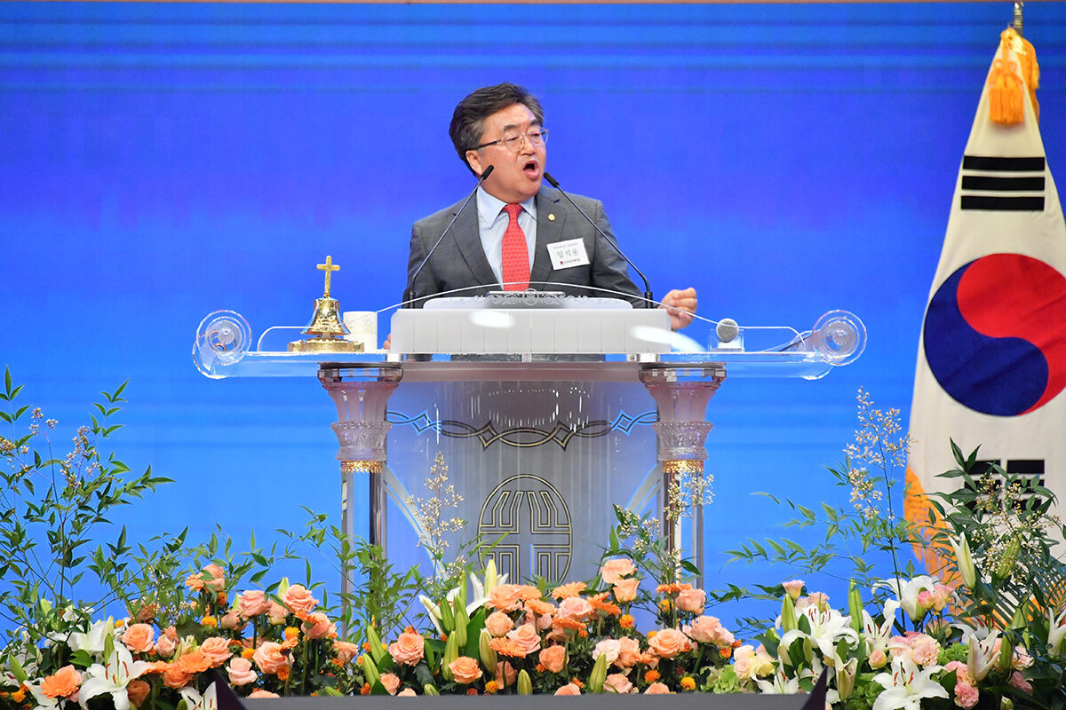 6.25 한국전쟁 74주년 한국교회 기념예배 (2).jpg