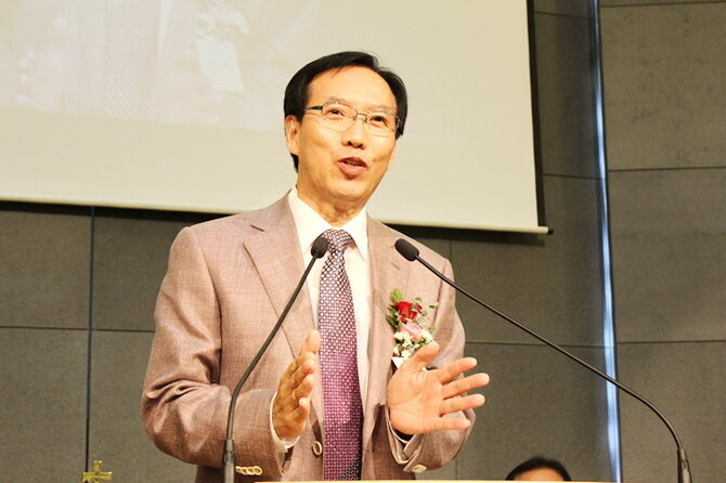 총회장 김진수 목사.jpg