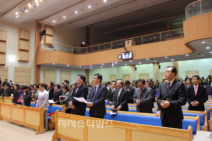 한교연 특별기도002.jpg