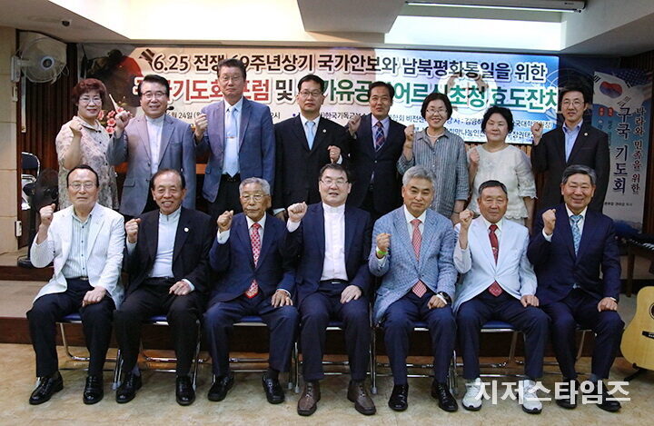 단체사진 01.jpg