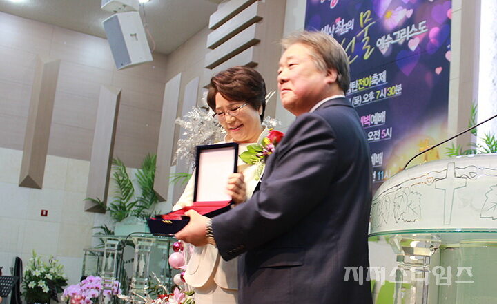jtv-0303.jpg