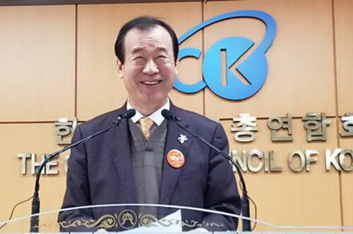 최성규 목사.jpg