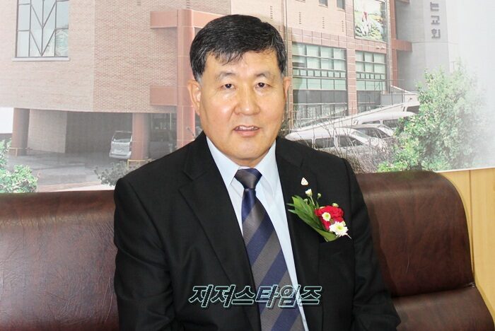 총회장 이상재 목사01.jpg
