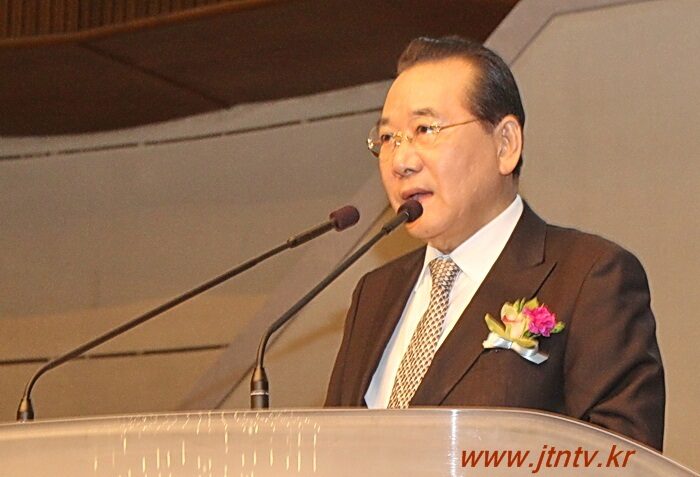 증경회장 길자연 목사1-02.jpg