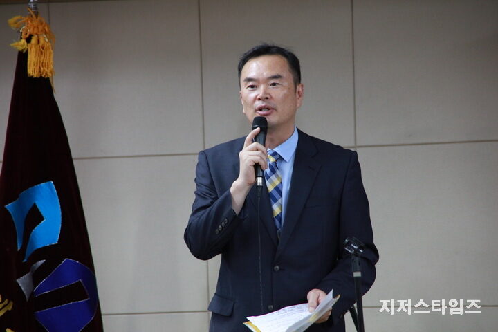 총무 광고 강일만 목사.JPG
