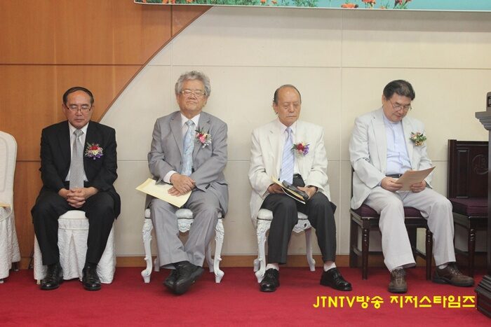 예배2.JPG