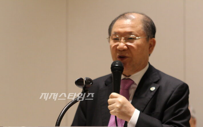 웨신대 총장 정인찬 목사.jpg