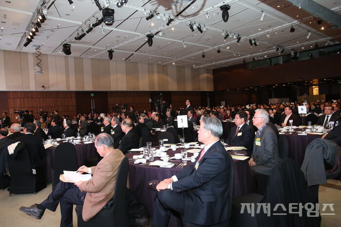 홍재철취임행사0001.jpg