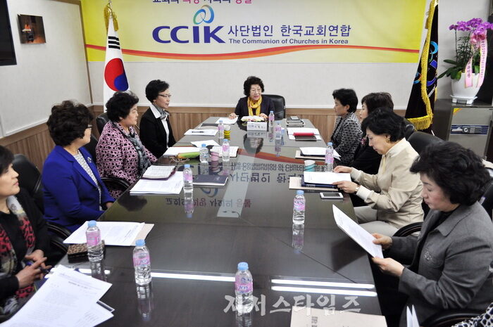 교회의 희망 사회의 등불2.jpg