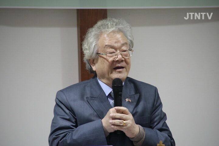jtntv002.jpg