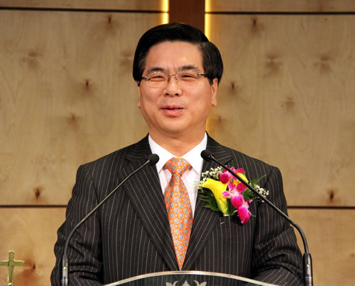 이영훈 목사 대표회장 등록.jpg