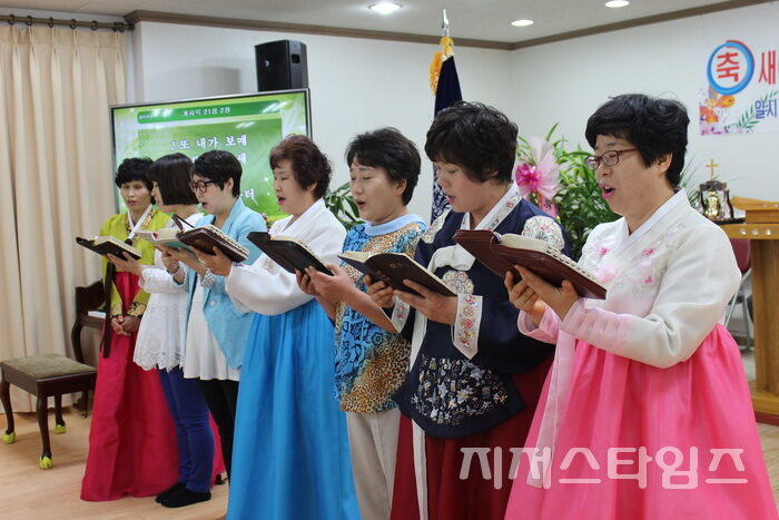 새예루살렘교회 이전06.jpg