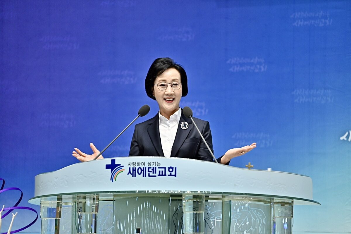 박순애 전도사 집회1-1.jpg