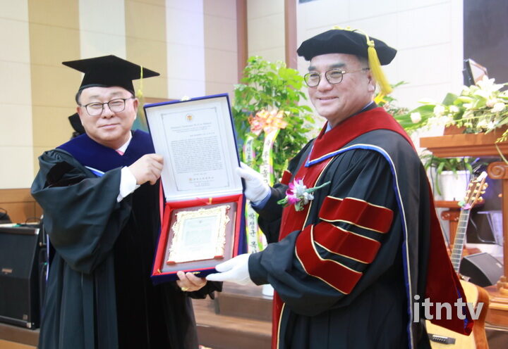 20주년 푸른솔교회 086-015.jpg