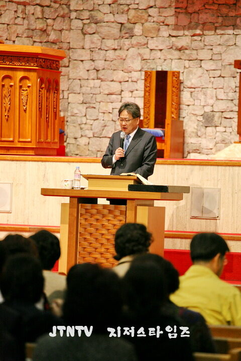 JTV-02.jpg