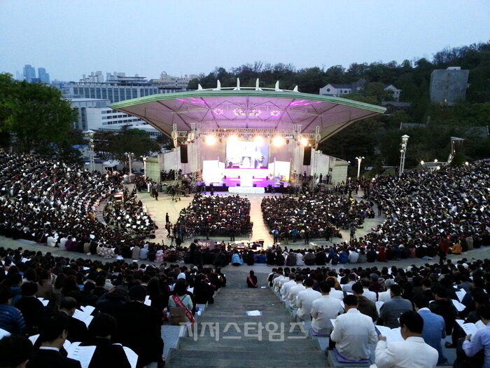 노천극장 부활절 연합예배.jpg