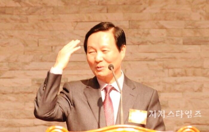 제7회 전국 목회자 합신 총회장 이주형 목사02.jpg