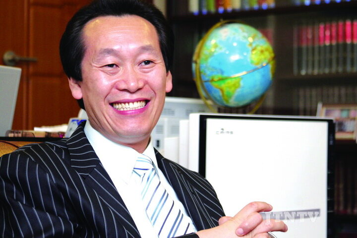 설동욱목사01.jpg