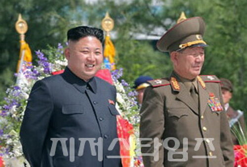 김정은 황병서01-001.jpg