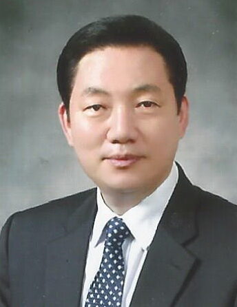 1 웨신총회장 박정균 목사.jpg