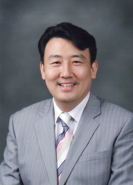 1 목양칼럼 조영만 목사.jpg