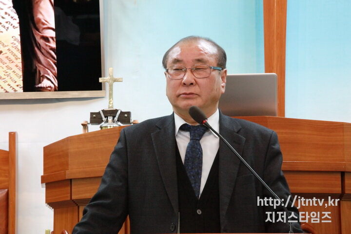 학장 방광민 목사-01.JPG