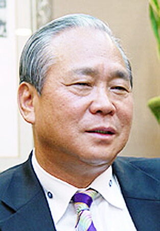김호윤 목사 총재.jpg