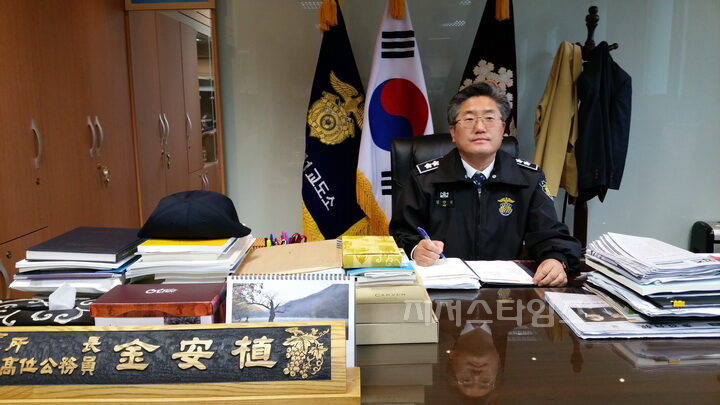 jtntv-02.jpg