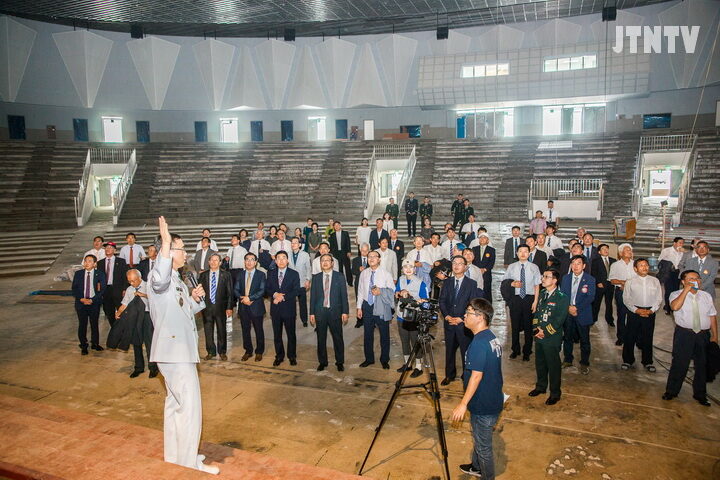 cpj-j02.jpg