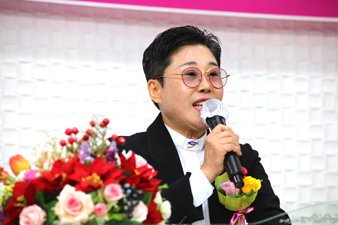 대표회장 배정희 목사.jpg