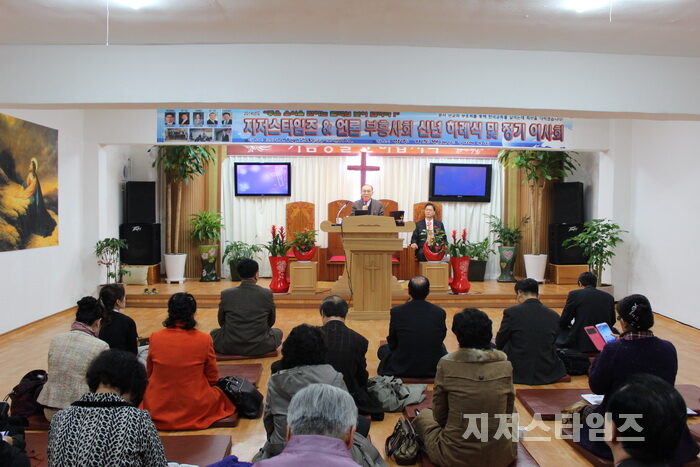 신문사신년하례005.jpg