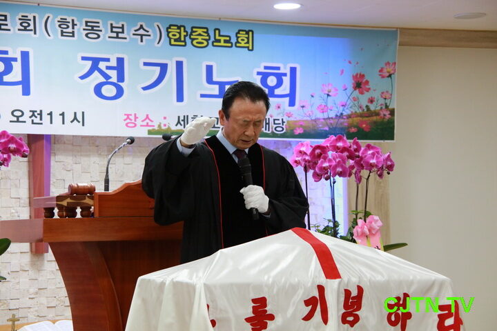 268A7358-02.JPG