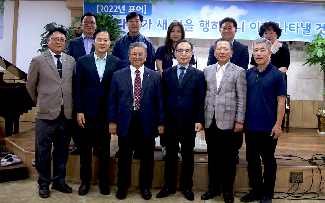 기념사진1-1.jpg