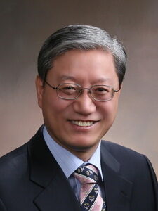이진호 목사 사본.jpg