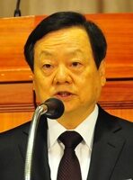 사회 금근수 목사.jpg