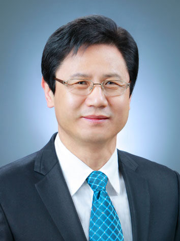 예장웨신총회 총회장 이재갑 목사.jpg