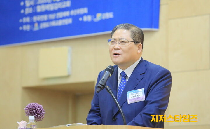 9. 설교-소강석 목사(한민족평화나눔재단 이사장)-02.JPG