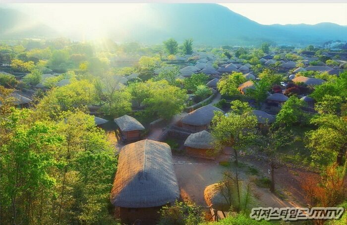 10-4 고향의 봄 김종욱 목사 작품02.jpg